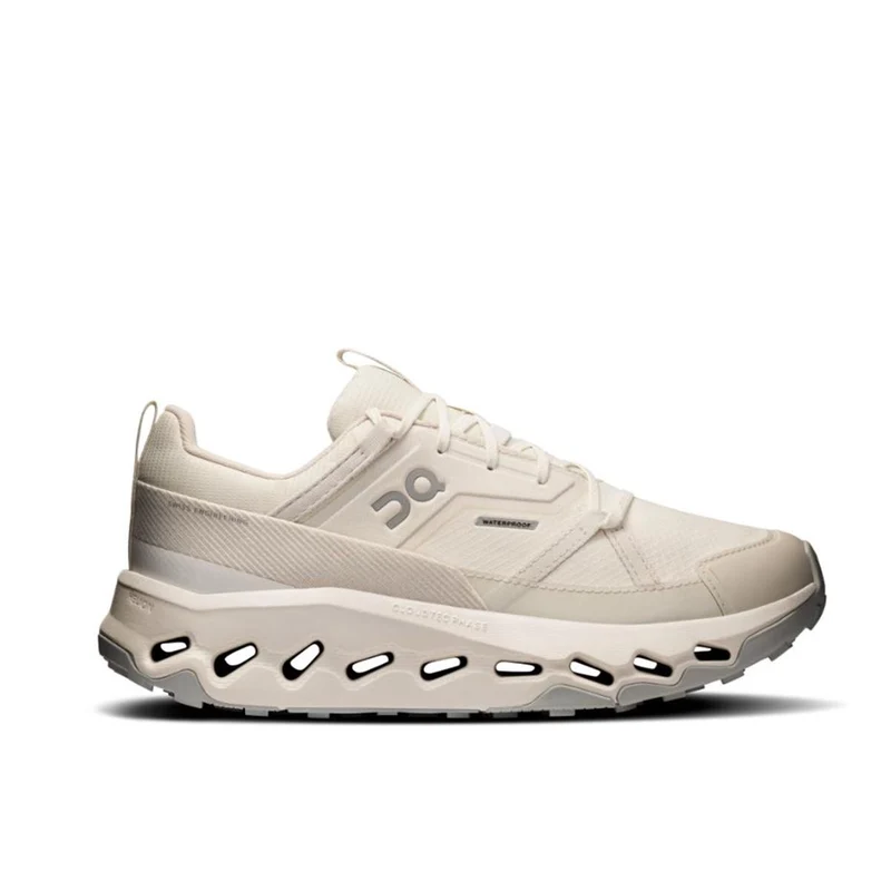 ON Cloudhorizon Waterproof Women ivory ice