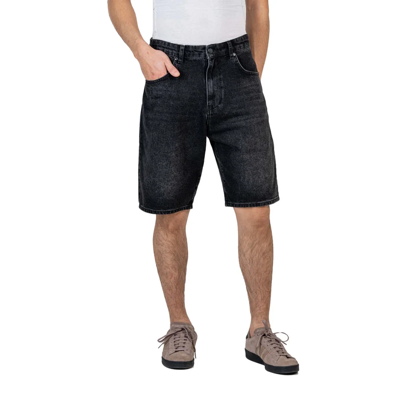 Solid Short Retro Black Wash