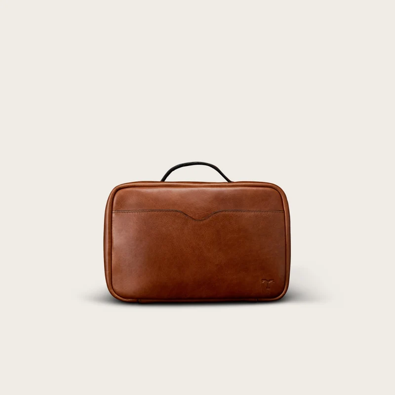Bartlett Hanging Travel Kit