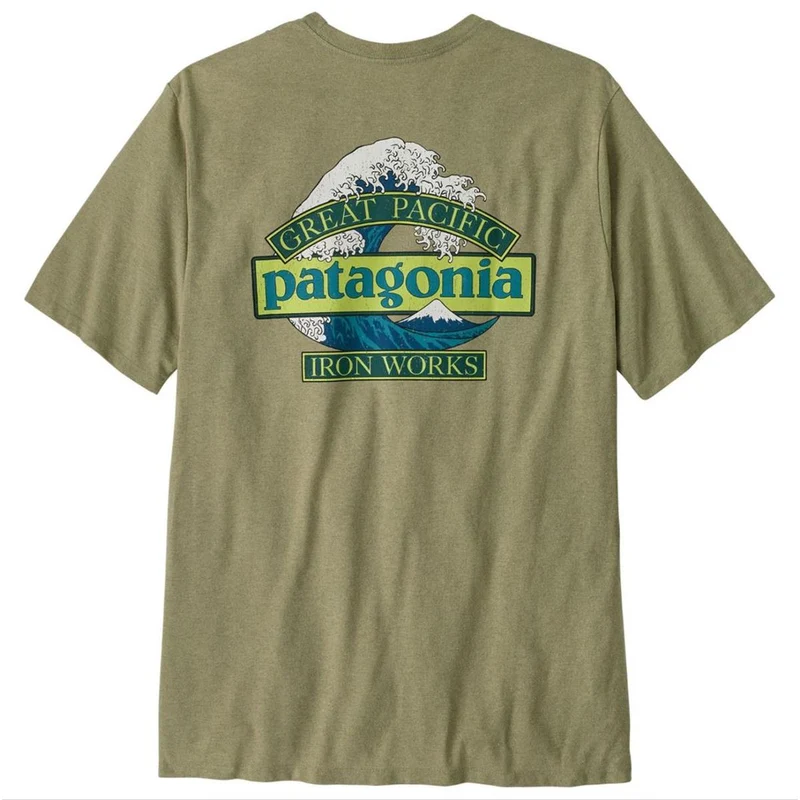Patagonia M Great Waves Responsibili-Tee gumtree green Herren T-Shirt