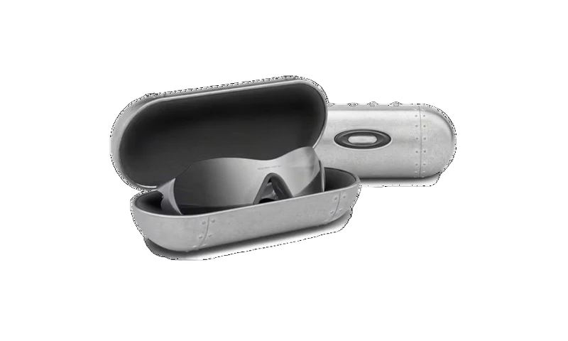 Oakley Large Metal Case